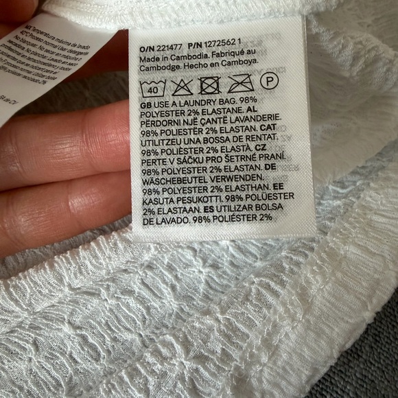 NWT H&M Divided Ruffle White Long Sleeve Top Large - Picture 5 of 6